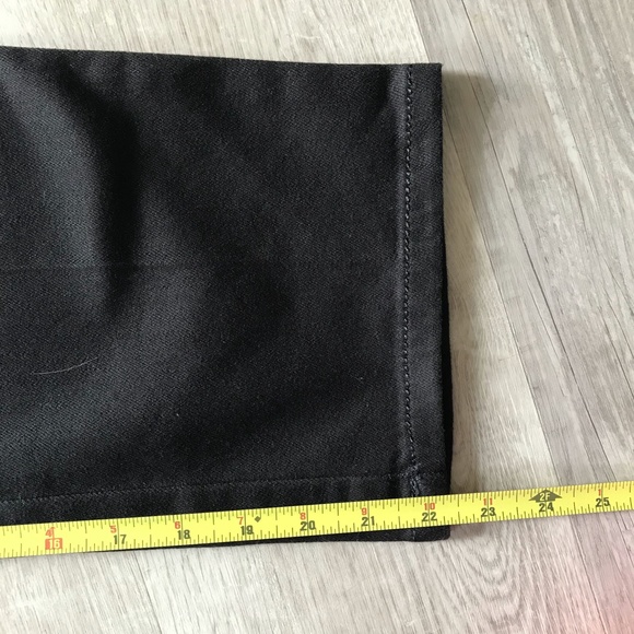 Dana Buchman sz 8 Black Capri Pants with Belt - Picture 8 of 9